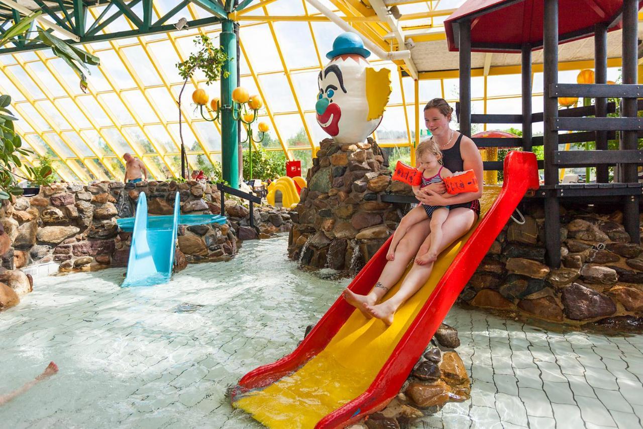 Oostappen Vakantiepark Hengelhoef Nv Hotel Aan de Wolfsberg Kültér fotó