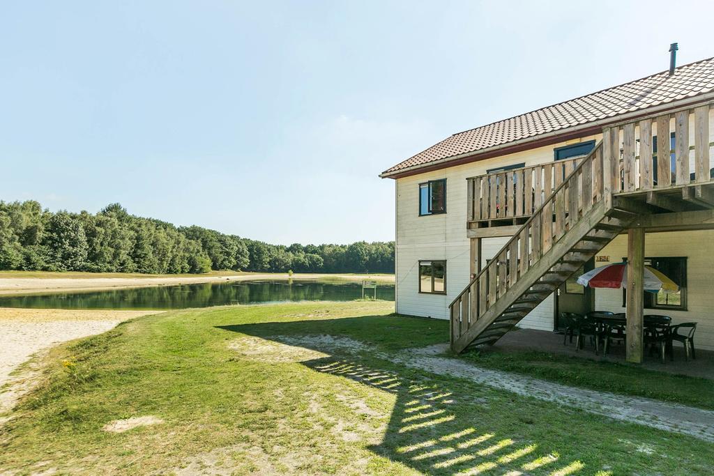 Oostappen Vakantiepark Hengelhoef Nv Hotel Aan de Wolfsberg Kültér fotó