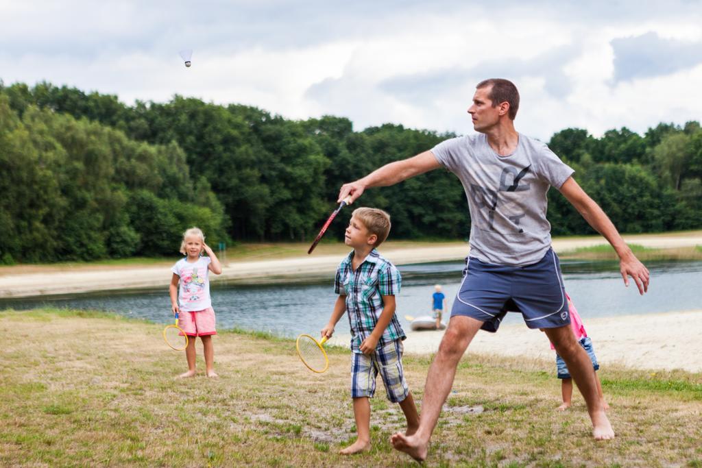 Oostappen Vakantiepark Hengelhoef Nv Hotel Aan de Wolfsberg Kültér fotó